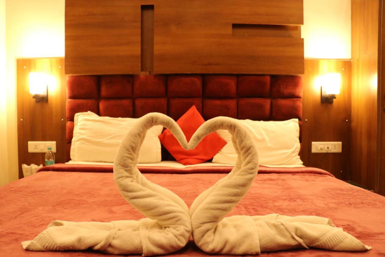 Hotel Pushap Palace Patiāla 외부 사진
